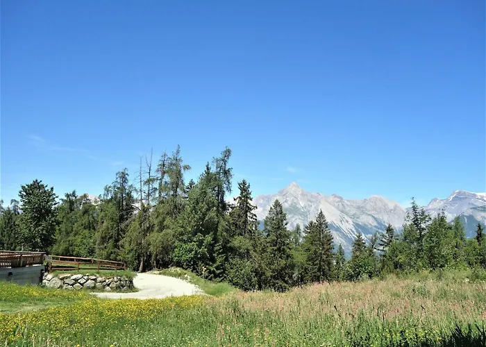 Flat In With Ski-in Ski-out Access Apartmán *