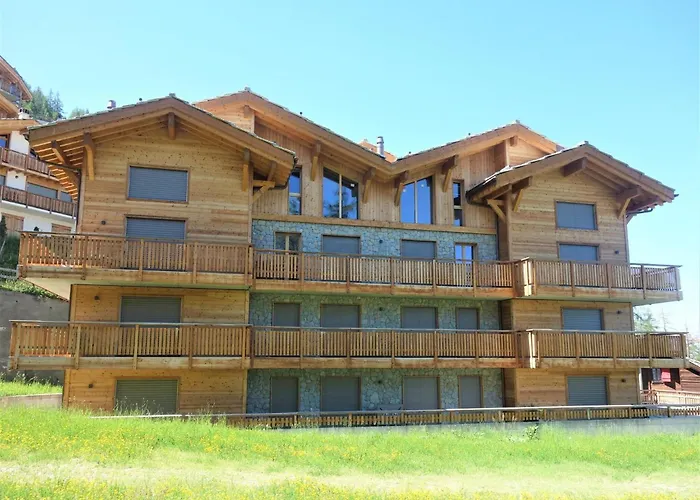 Flat In With Ski-in Ski-out Access Apartmán