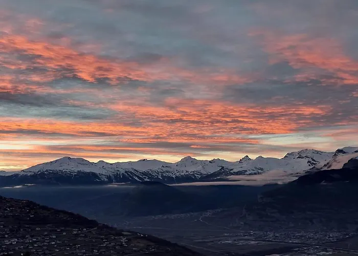 Flat In With Ski-in Ski-out Access * Veysonnaz