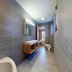 Flat In With Ski-in Ski-out Access *