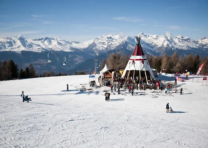 Flat In With Ski-in Ski-out Access *